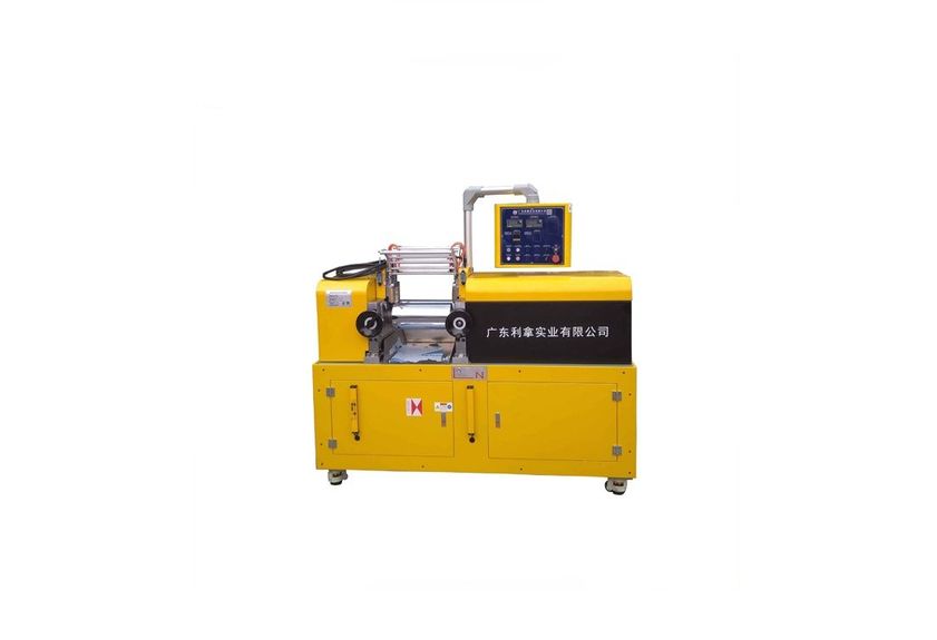 雙輥開煉機(jī)：工業(yè)制造中的關(guān)鍵設(shè)備