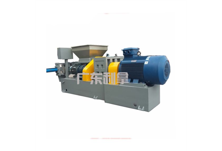 廣東利拿實業：創新驅動，引領擠出過濾機與熔噴布擠出機技術革新